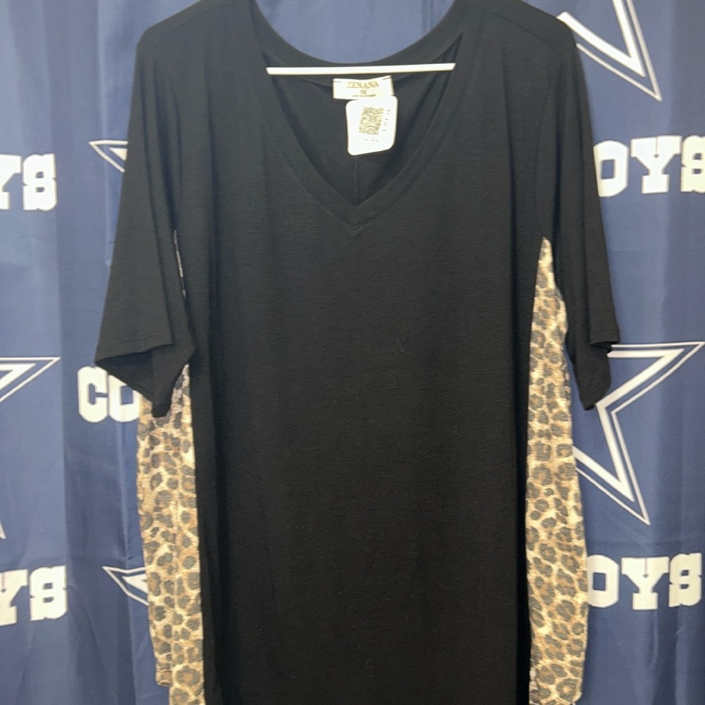 NWT Zenana Size 3X black and leopard print blouse